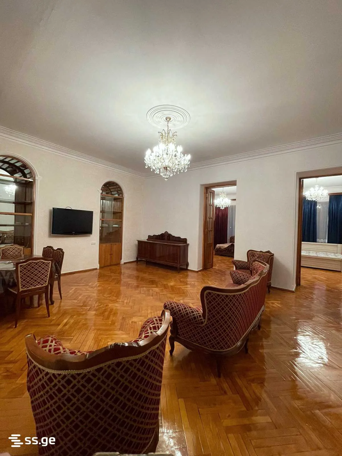 5 room Flat For Rent. Sololaki · 2/12