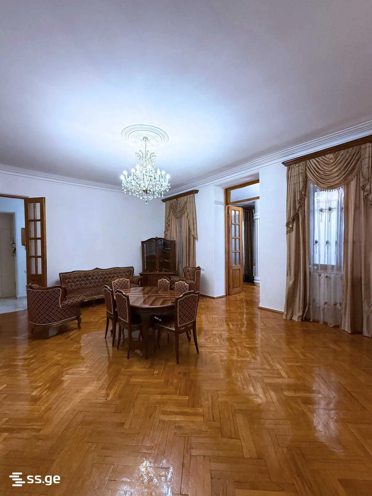 5 room Flat For Rent. Sololaki · 3/12