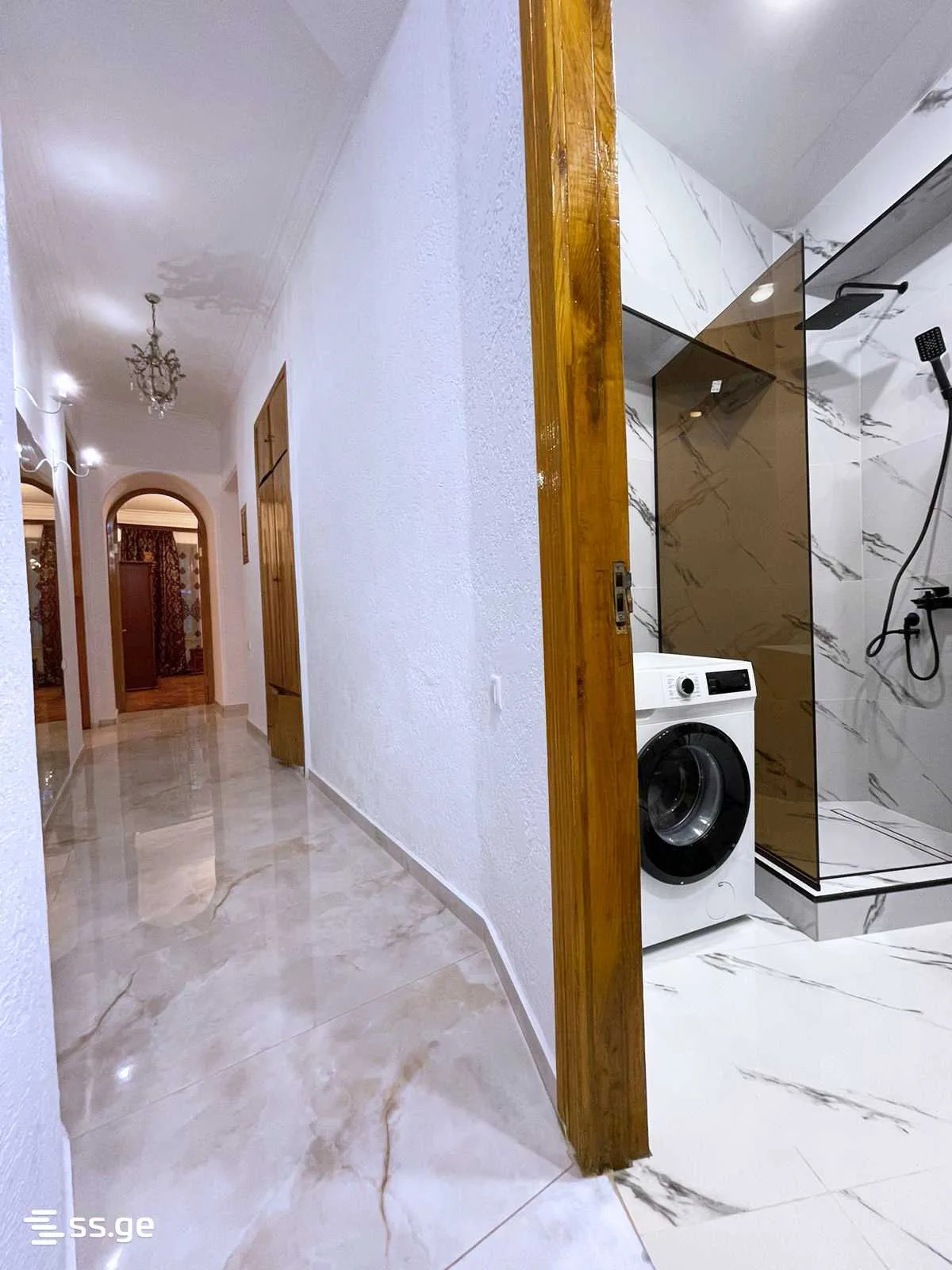 5 room Flat For Rent. Sololaki · 5/12