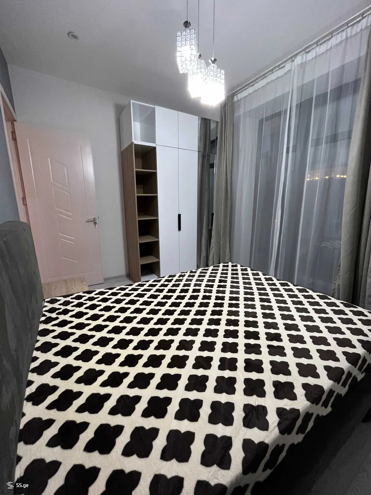 3 room Flat For Rent. Districts of Vazha-Pshavela · 7