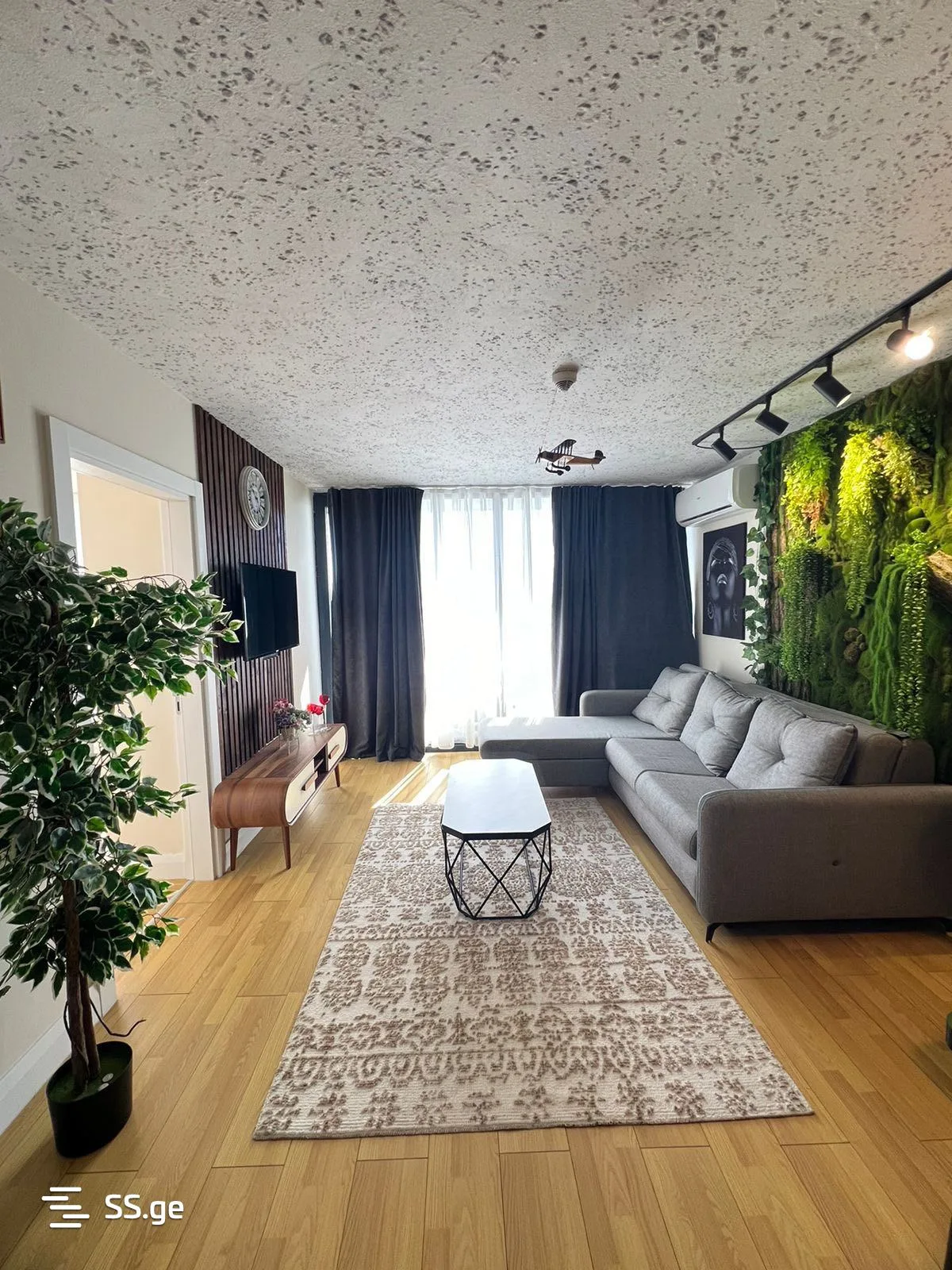 2 room Flat For Sale. Batumi · 9/12