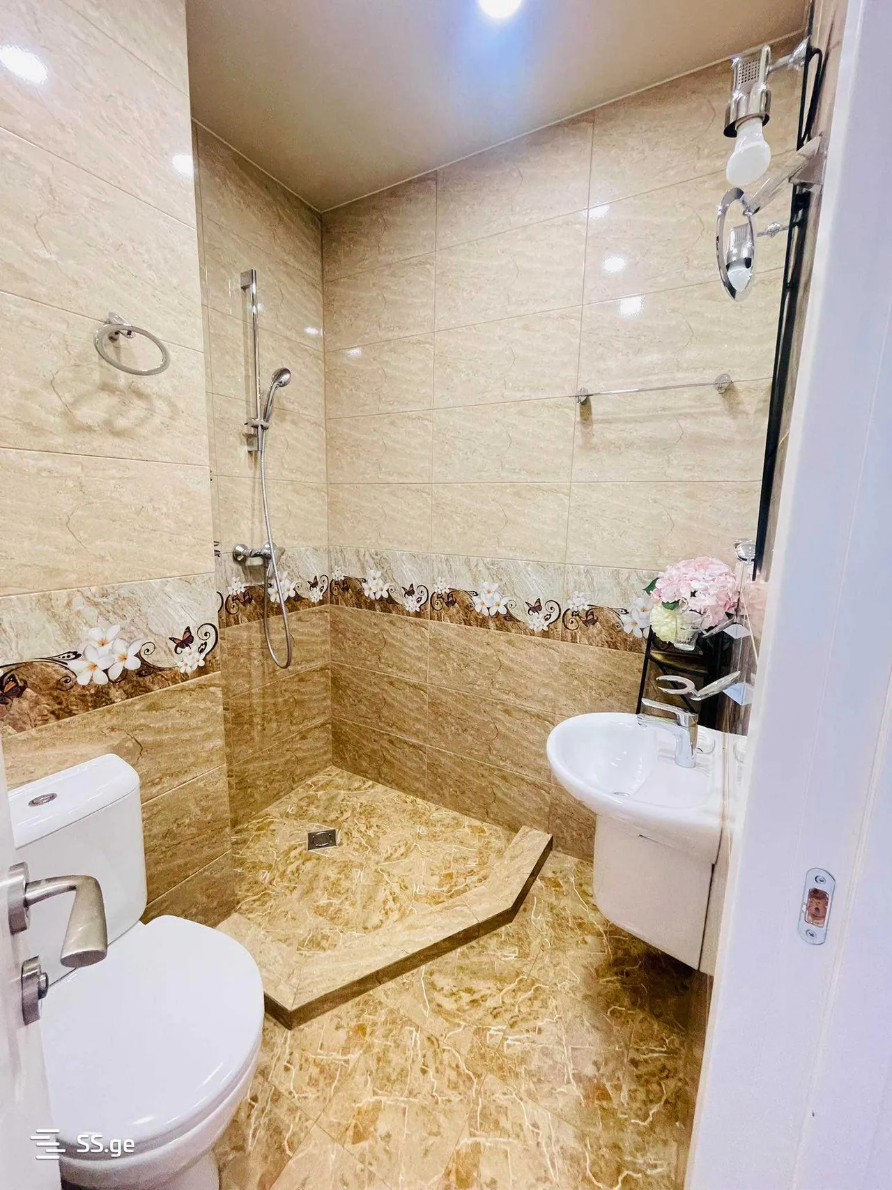 4 room Flat For Rent. Saburtalo · 9