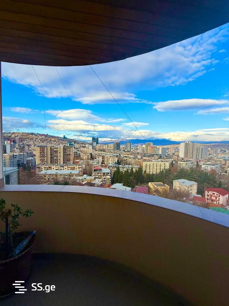 9 room Flat For Sale. Saburtalo · 8/12