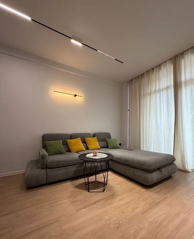 3 room Flat For Sale. Districts of Vazha-Pshavela · 8