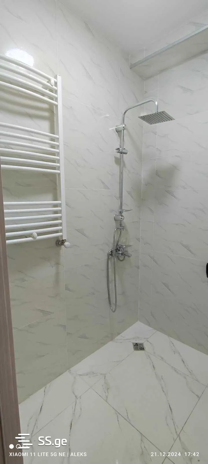 3 room Flat For Sale. Varketili · 4/10