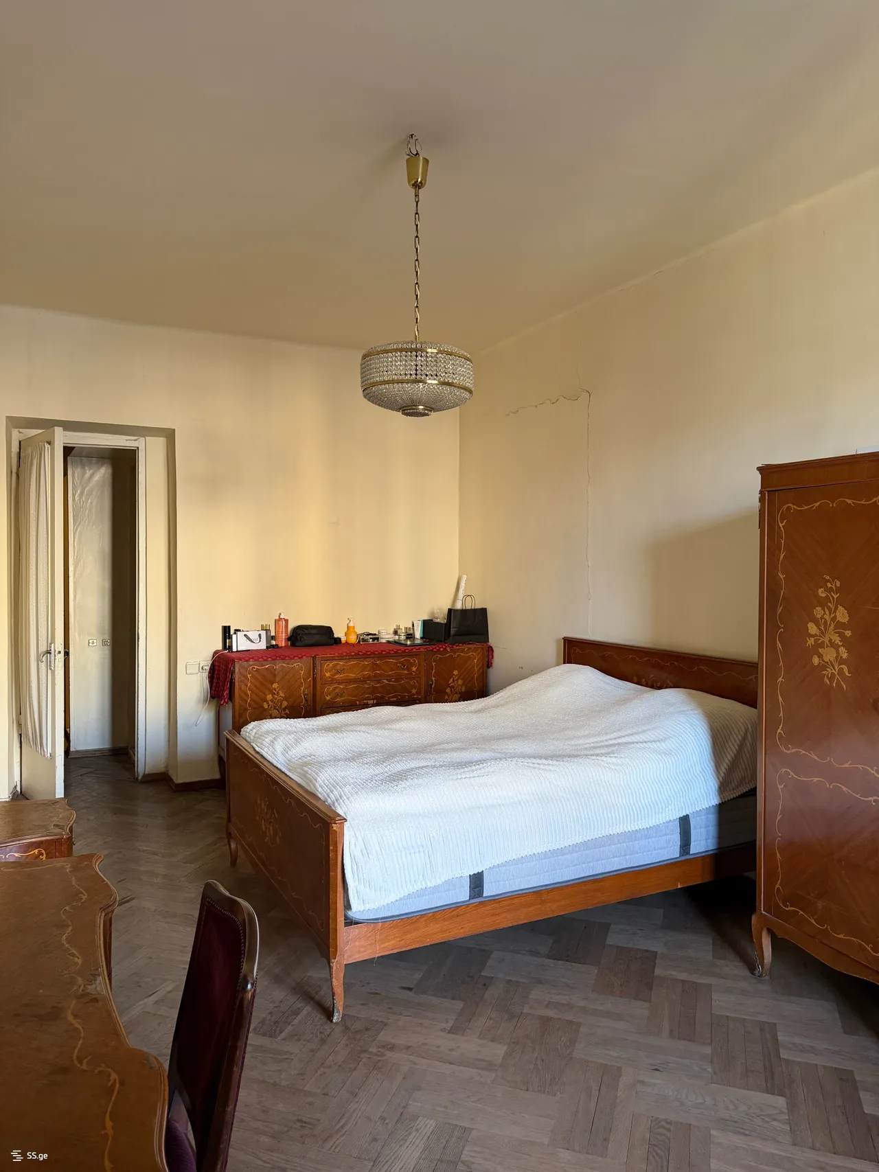 6 room Flat For Sale. Saburtalo · 2