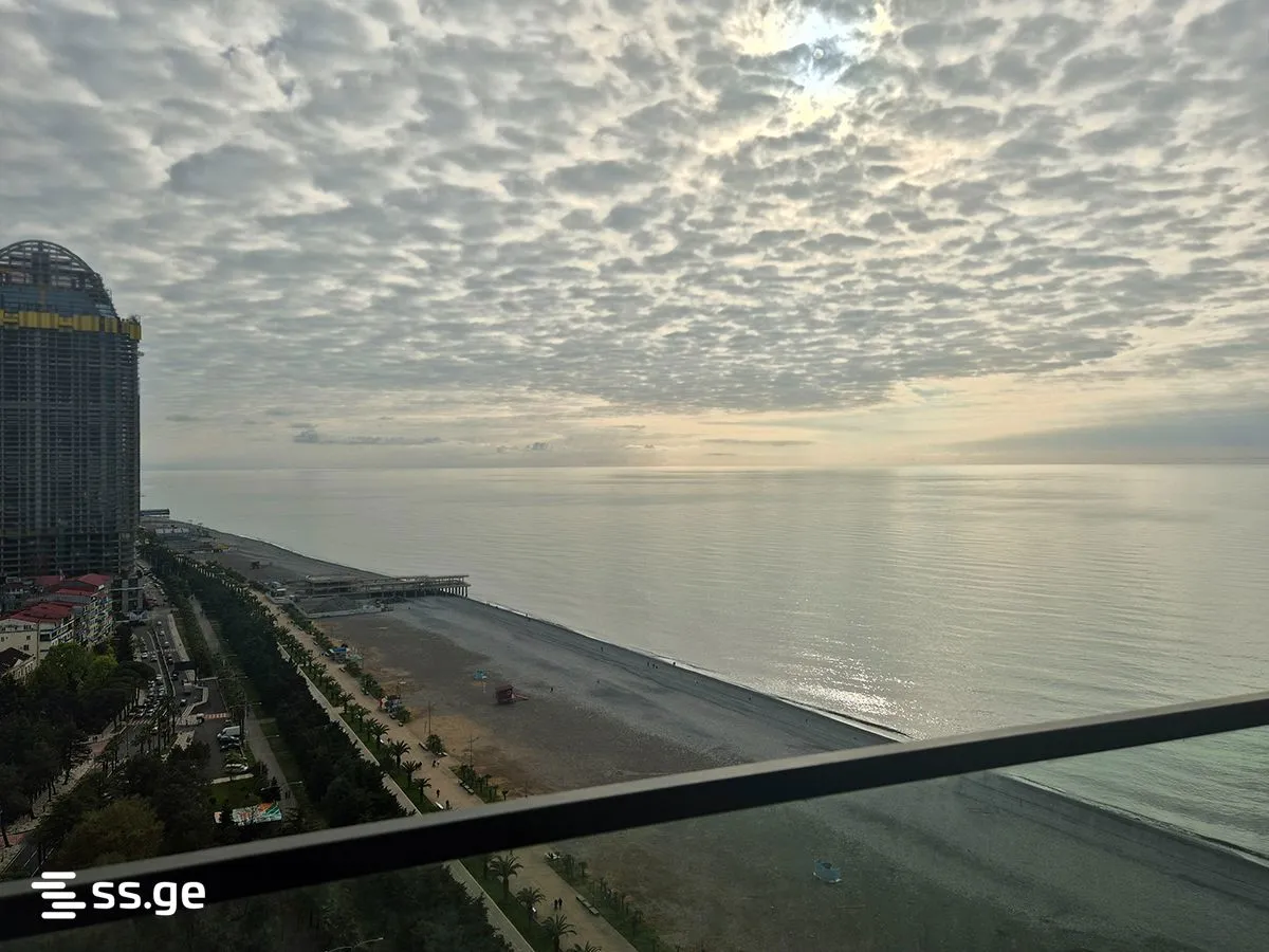 1 room Flat For Sale. Batumi · 3