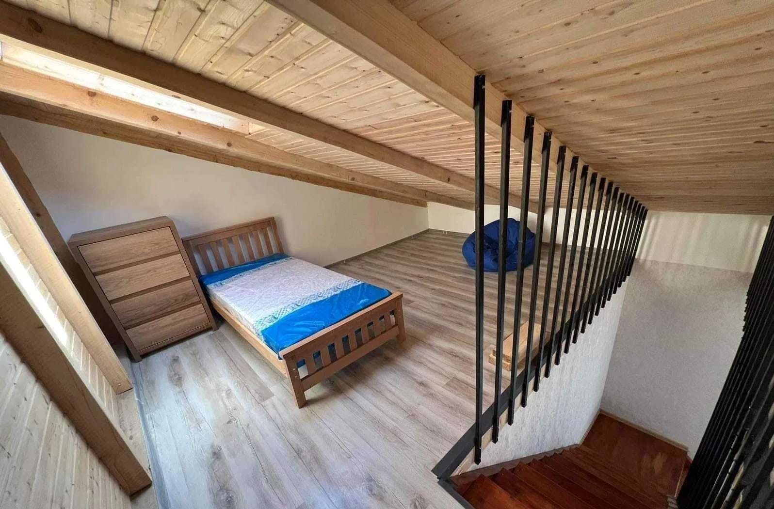 3 room Flat For Sale. Avlabari · 8/11