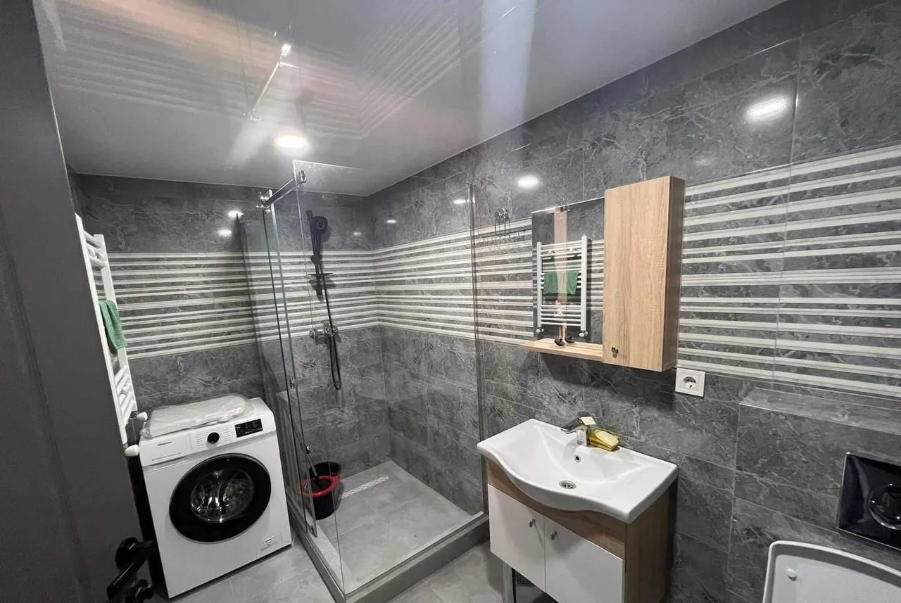 3 room Flat For Sale. Avlabari · 11