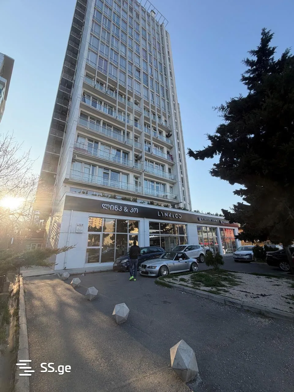 3 room Flat For Sale. Saburtalo · 6/12