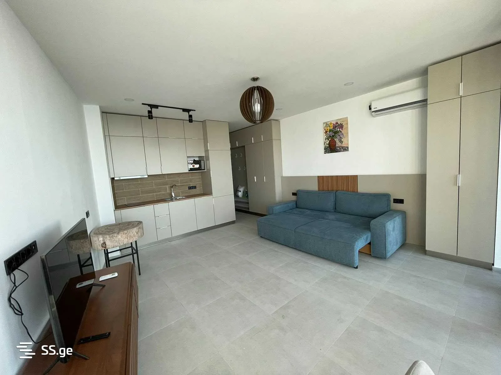 1 room Flat For Sale. Batumi · 4/11