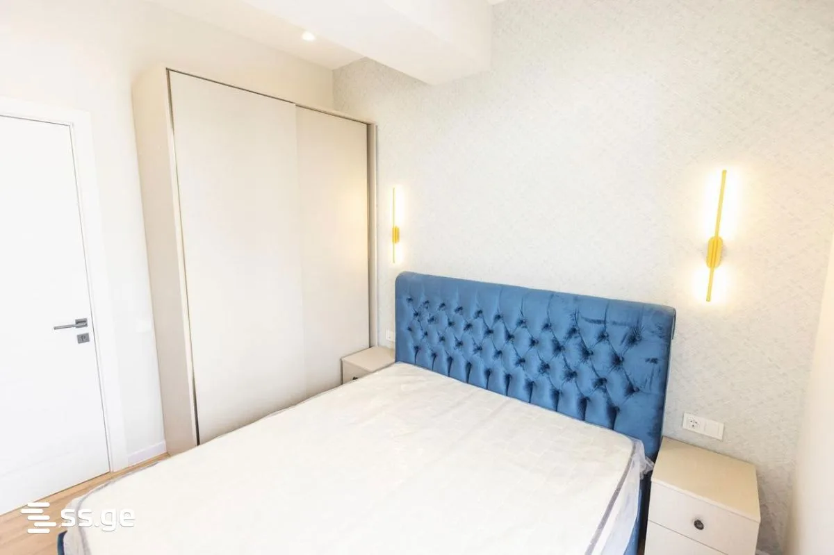 3 room Flat For Sale. Didi digomi · 8/10