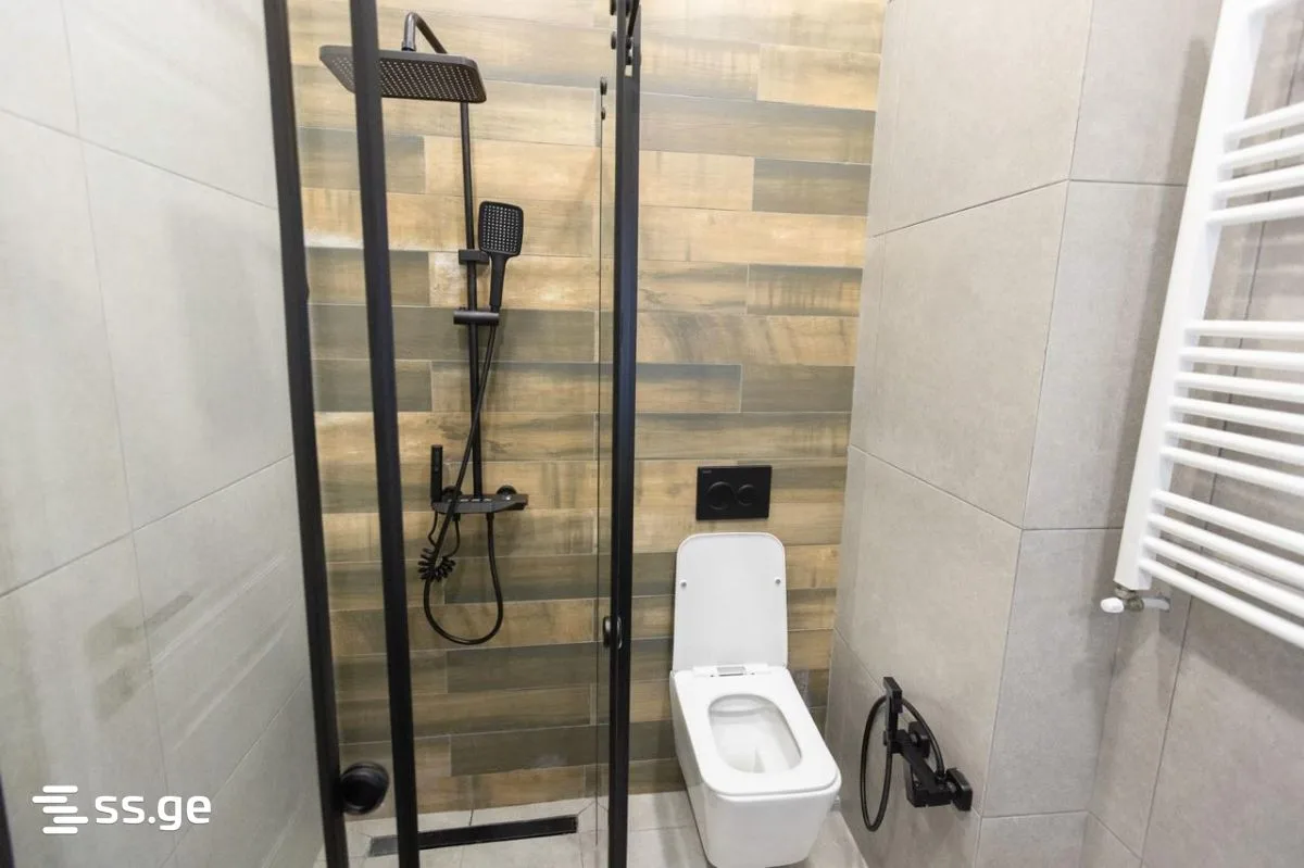 3 room Flat For Sale. Didi digomi · 10/10