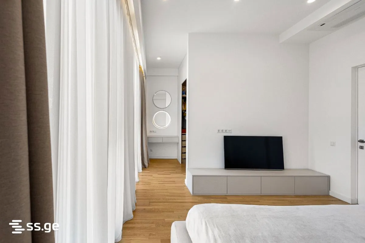 3 room Flat For Sale. Ortachala · 6