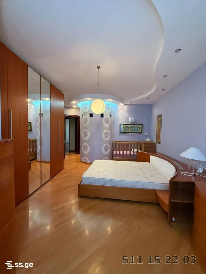 5 room Flat For Sale. Vake · 6/11