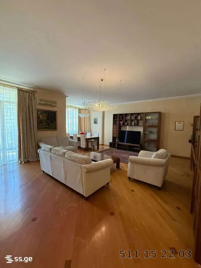 5 room Flat For Sale. Vake · 8