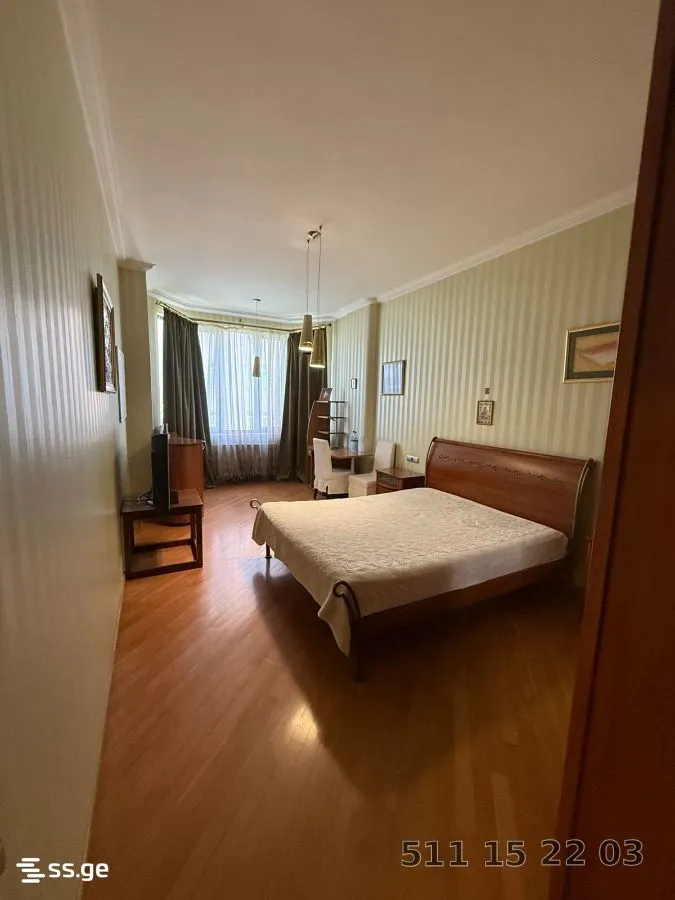 5 room Flat For Sale. Vake · 9