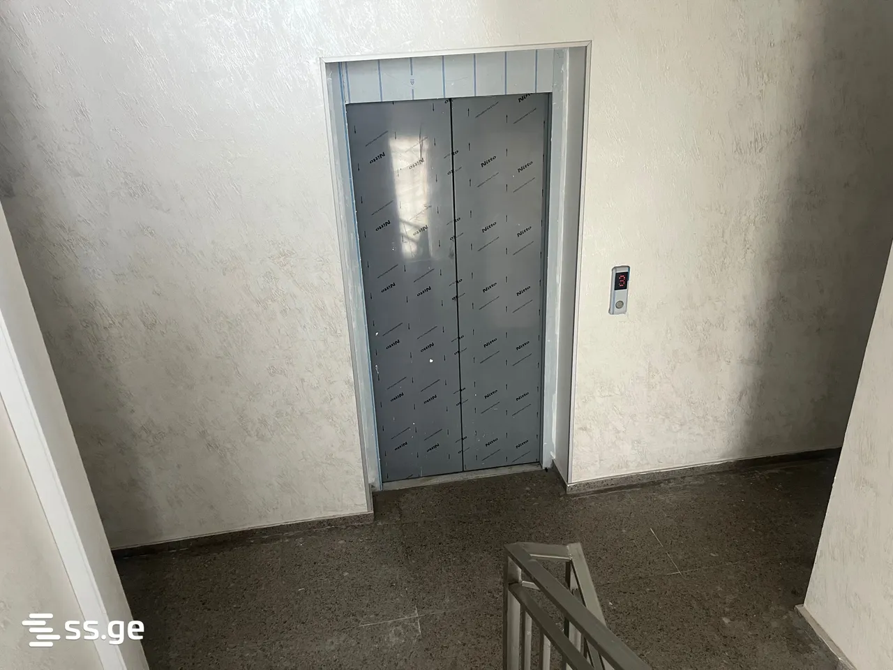 2 room Flat For Sale. Batumi · 4