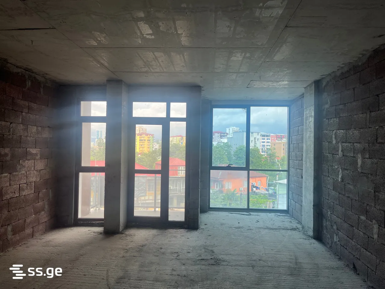 2 room Flat For Sale. Batumi · 5
