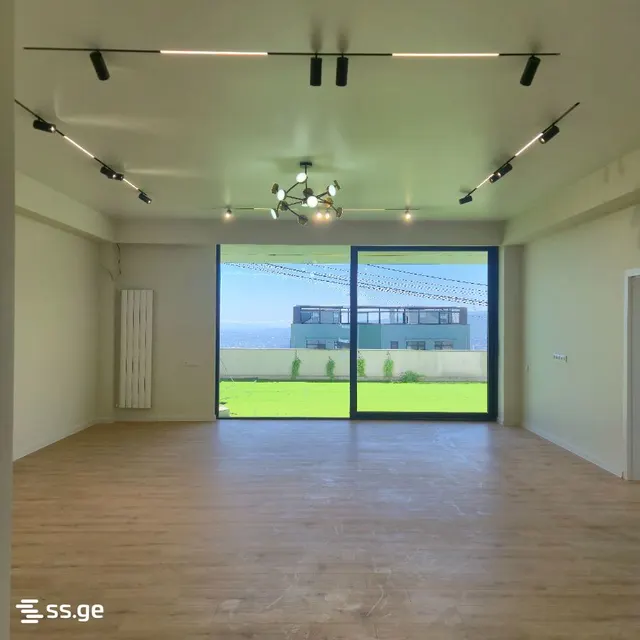 4 room Flat For Sale. Lisi lake