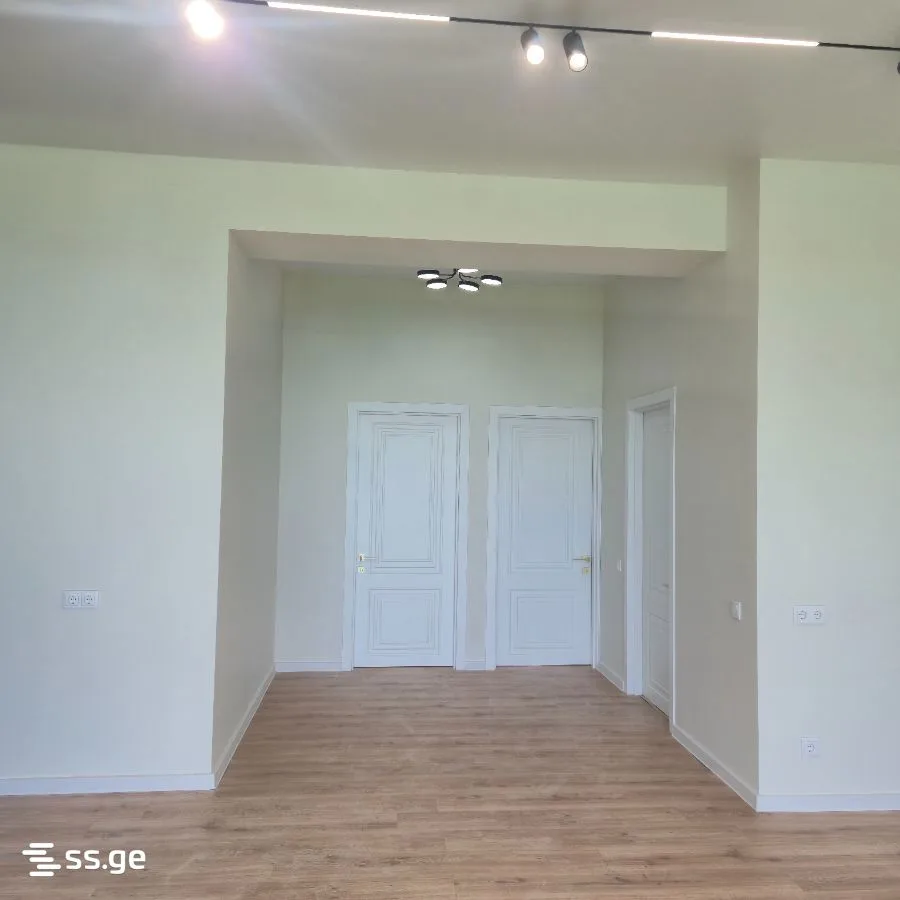 4 room Flat For Sale. Lisi lake · 10/12