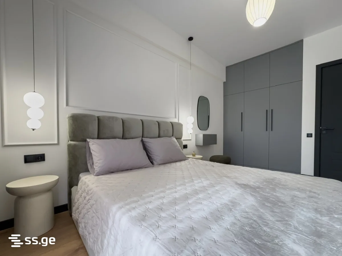 2 room Flat For Sale. Saburtalo · 8/12