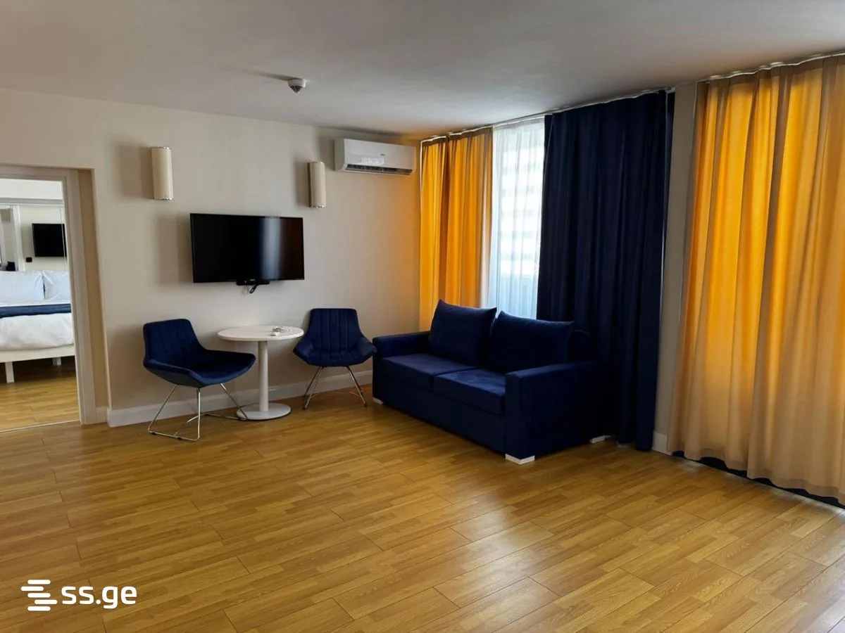 3 room Flat For Sale. Batumi · 4/11