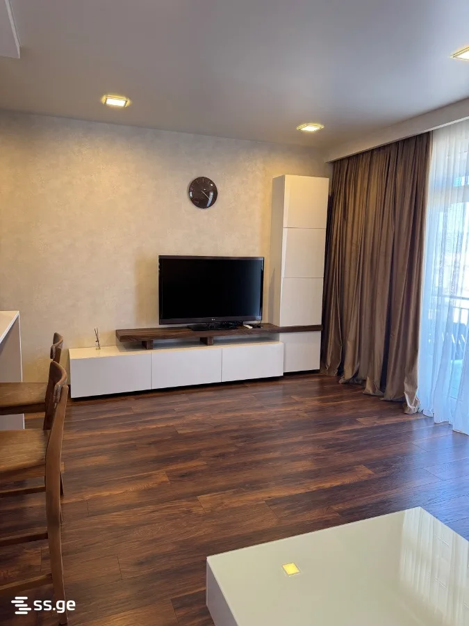 3 room Flat For Rent. Saburtalo · 2/12
