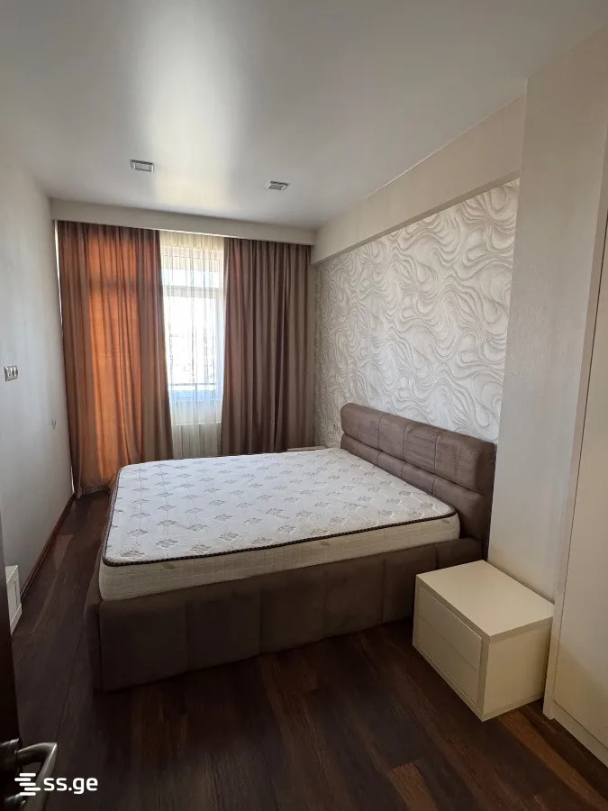 3 room Flat For Rent. Saburtalo · 7/12