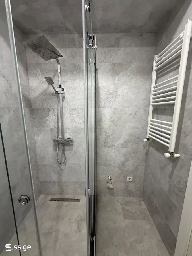 2 room Flat For Sale. Ortachala · 3/6
