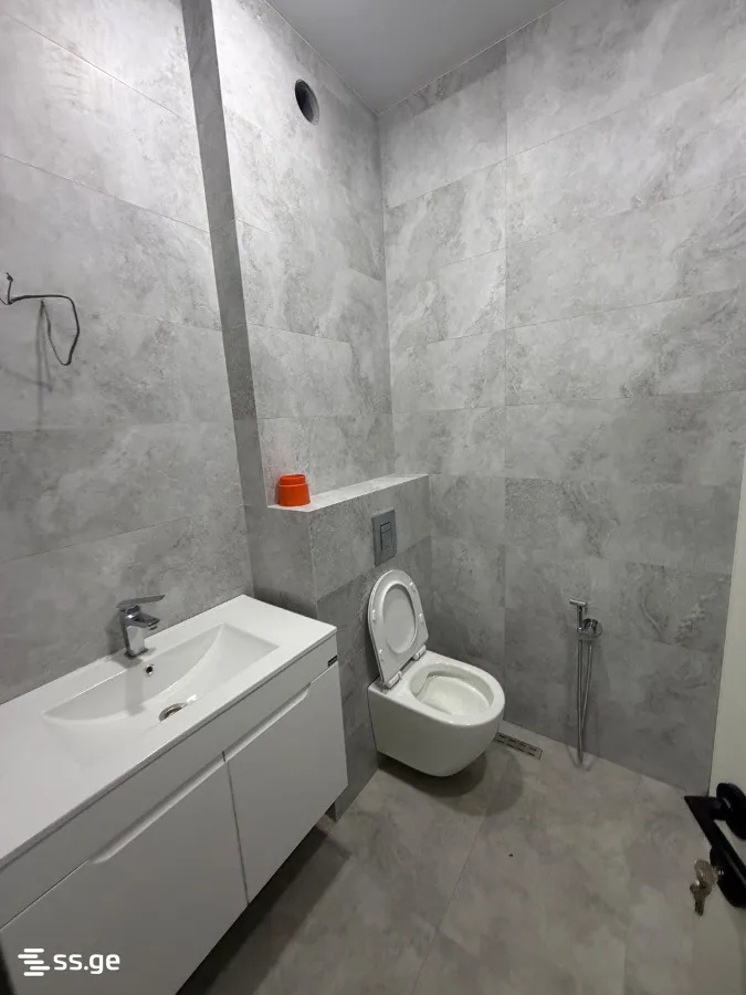 2 room Flat For Sale. Ortachala · 4/6