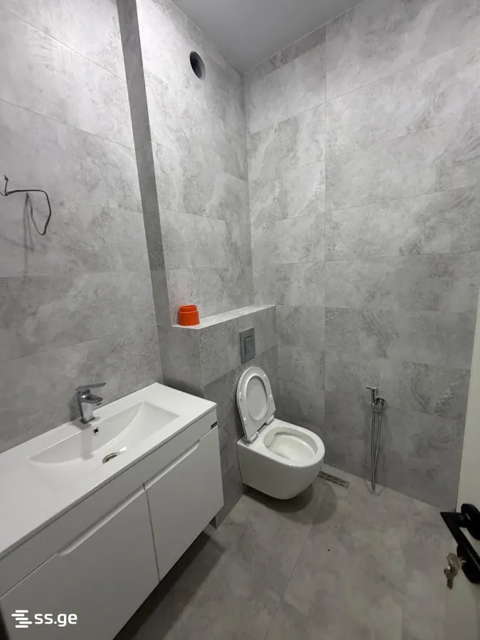 2 room Flat For Sale. Ortachala · 4