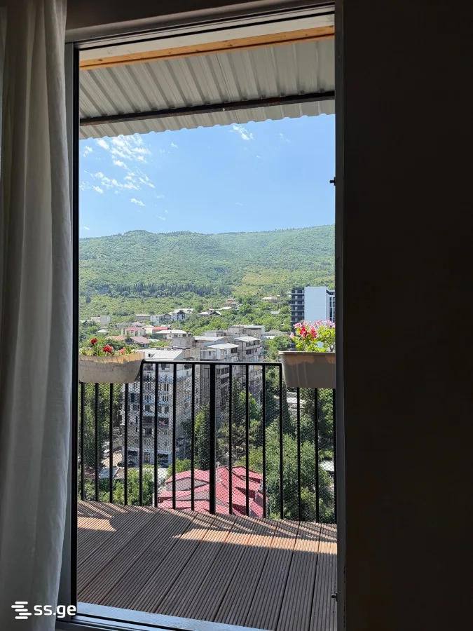 3 room Flat For Sale. Bagebi · 6/12