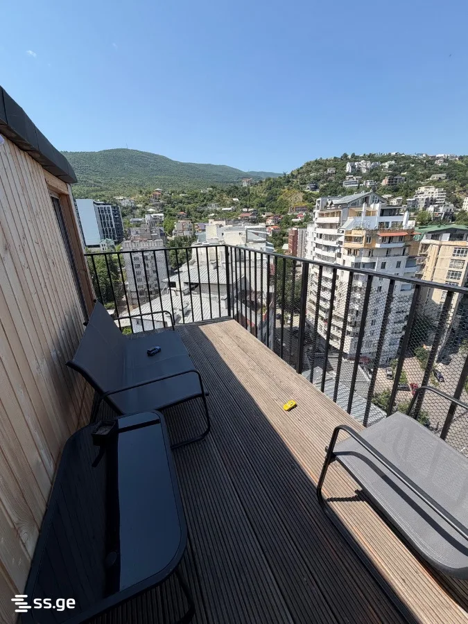 3 room Flat For Sale. Bagebi · 10/12