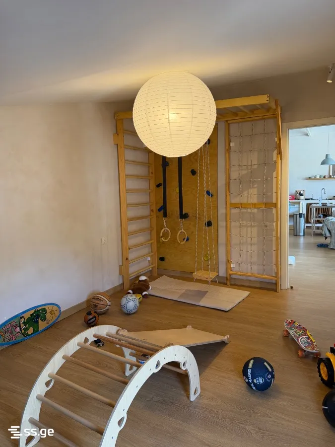 3 room Flat For Sale. Bagebi · 11