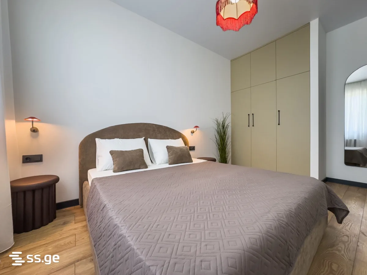3 room Flat For Sale. Saburtalo · 7/11