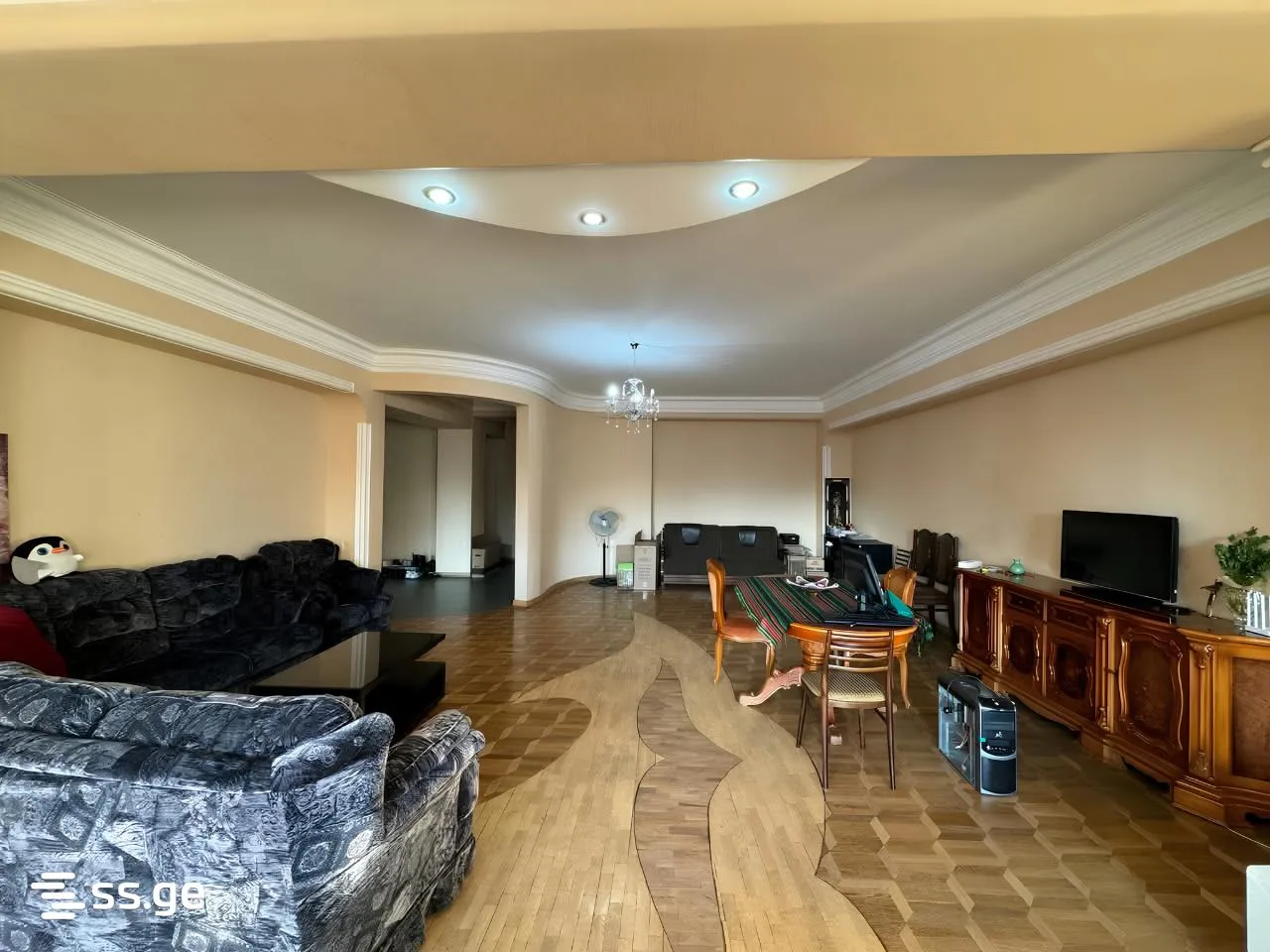 5 room Flat For Sale. Saburtalo · 1/10