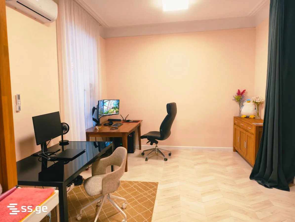 3 room Flat For Sale. Svanetis ubani · 1/12