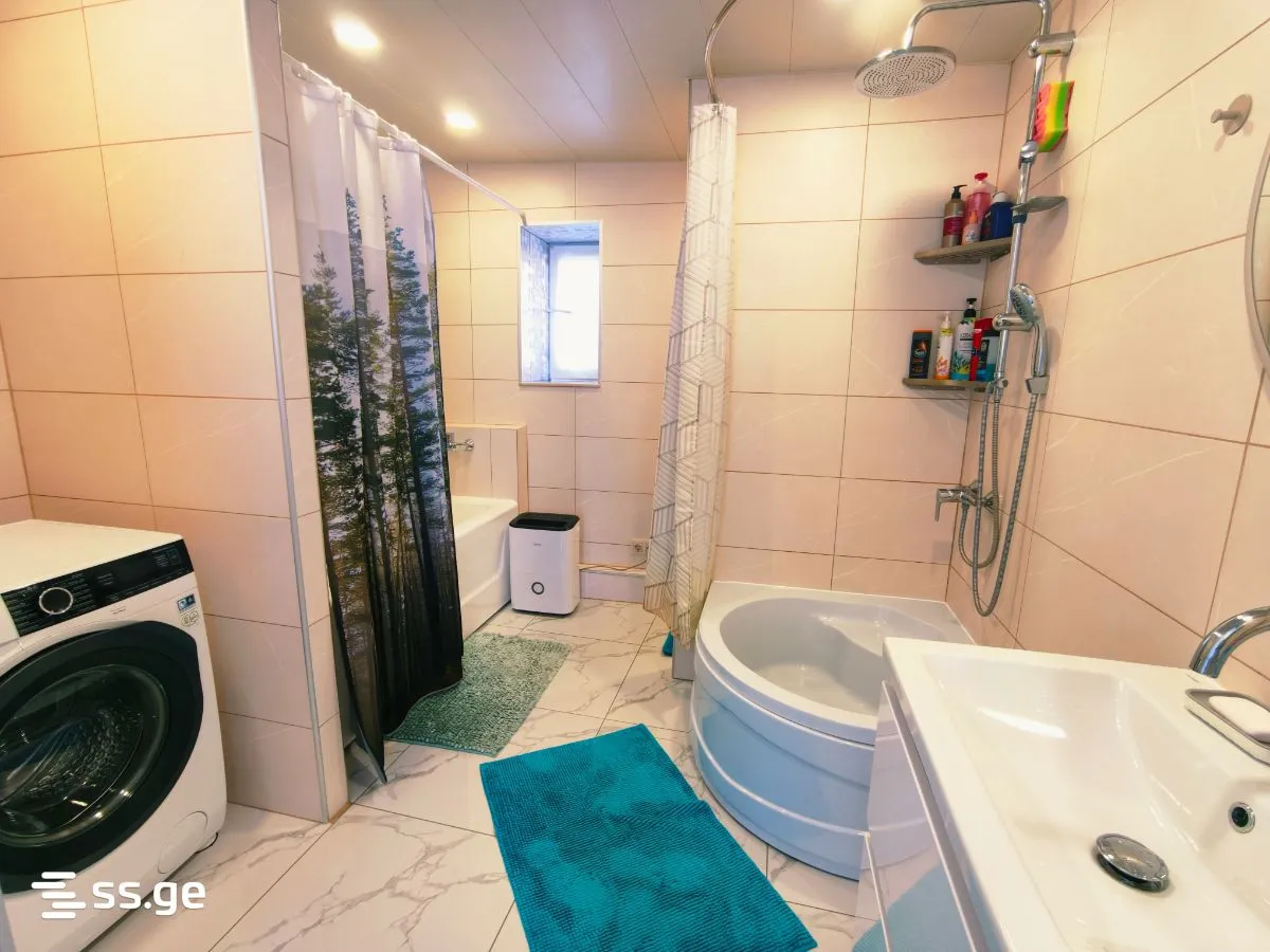 3 room Flat For Sale. Svanetis ubani · 9