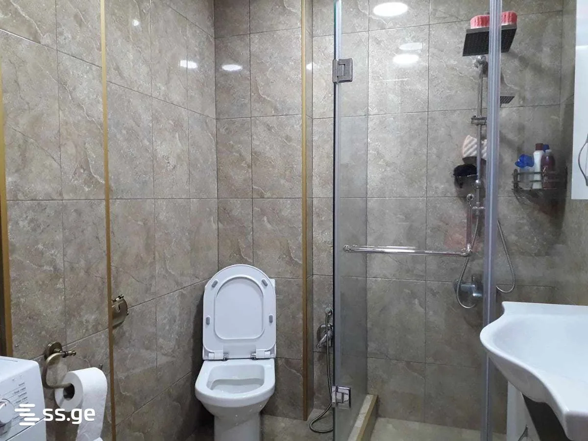 5 room Flat For Sale. Batumi · 3/12