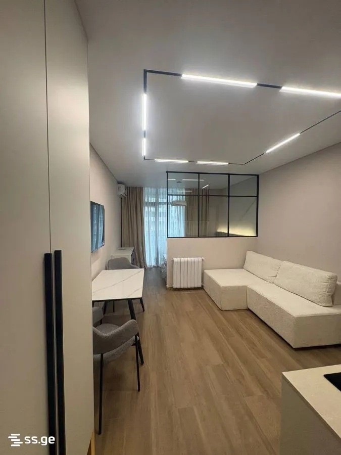 1 room Flat For Sale. Batumi · 3