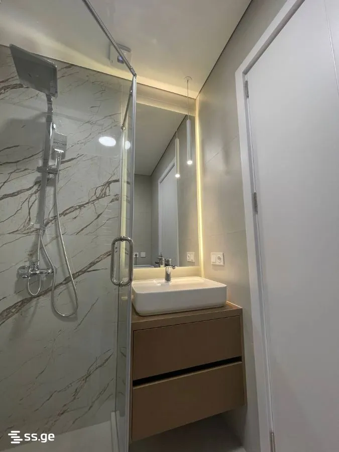 1 room Flat For Sale. Batumi · 8