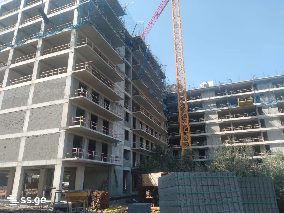 2 room Flat For Sale. Digomi · 7/11