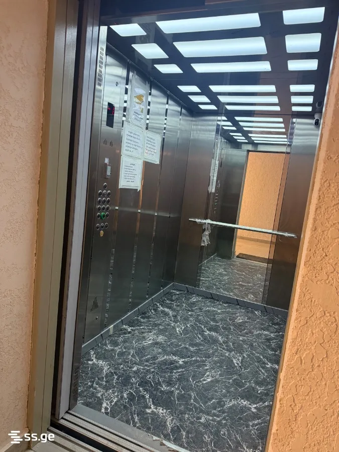 3 room Flat For Sale. Vashlijvari · 3/9