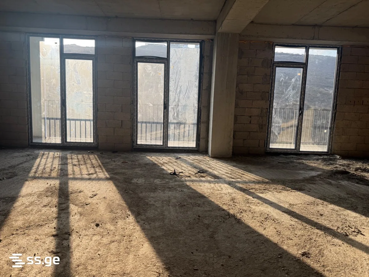 3 room Flat For Sale. Vashlijvari · 8/9