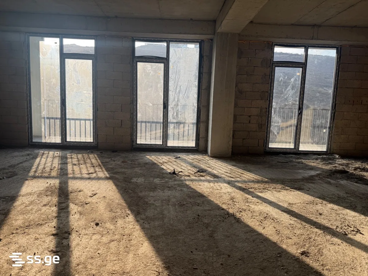 3 room Flat For Sale. Vashlijvari · 8