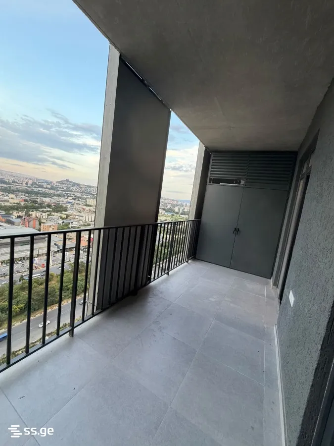 2 room Flat For Sale. Didi digomi · 9