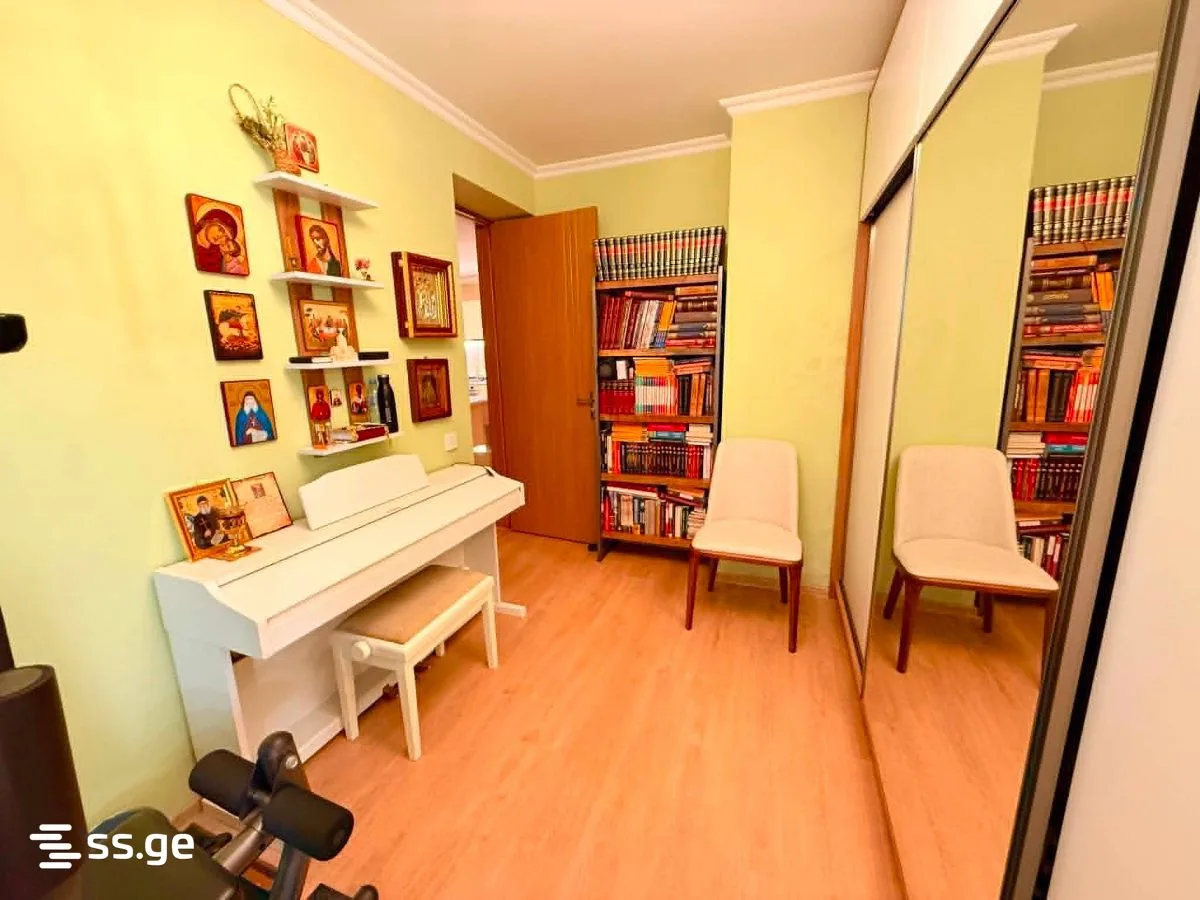 3 room Flat For Sale. Vashlijvari · 8/12