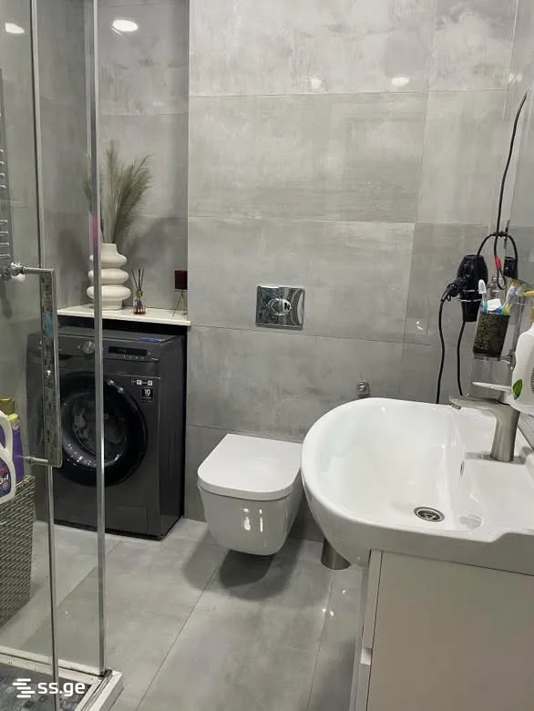 4 room Flat For Rent. Batumi · 7/12