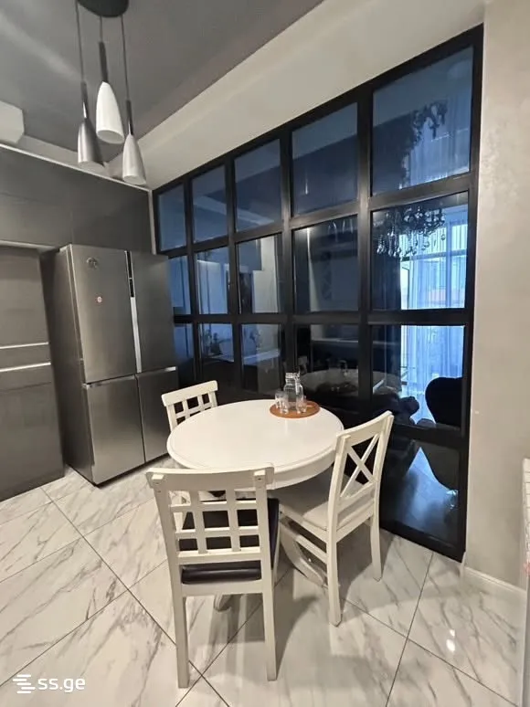 4 room Flat For Rent. Batumi · 12
